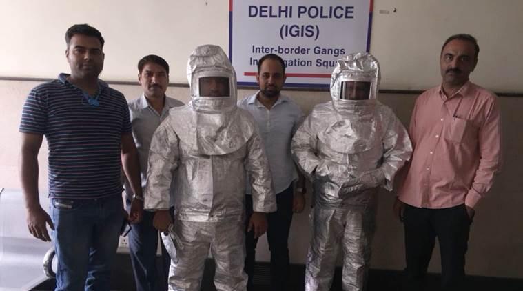 Индия,NASA,наебалово,скафандр,фольга DELHI POLICE J (IGIS) 1 1 и , JIntex-border Gangs 1 1 ^Äption^Squ;y* U ¿ I p г 2ЁШ,Индия,NASA,наебалово,скафандр,фольга