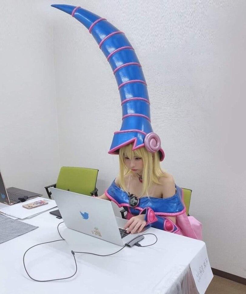 девушка,шапка,,hat