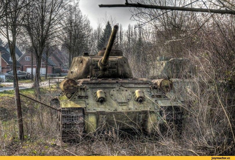 заброшенное,оружие,военная техника,Германия,страны,фото,ГДР,танк,самолет,вертолет,длиннопост,т-34-85,Ми-8,МиГ-21,МиГ-23,эстетика ебеней,Military Photos,разное,брошенные вертолёты