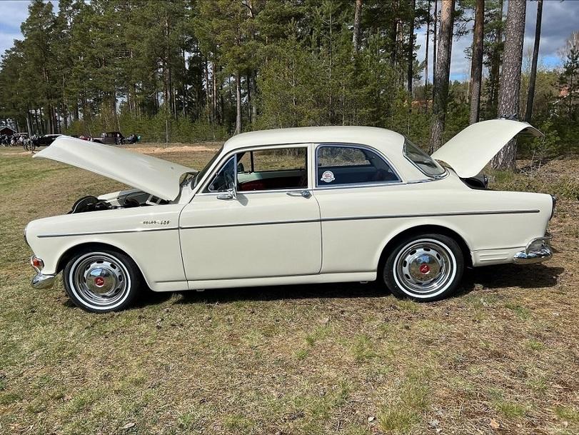 авто,Швеция,страны,машина,транспорт,автомобилисты,volvo,классика,вольво,песочница,брошенные автомобили