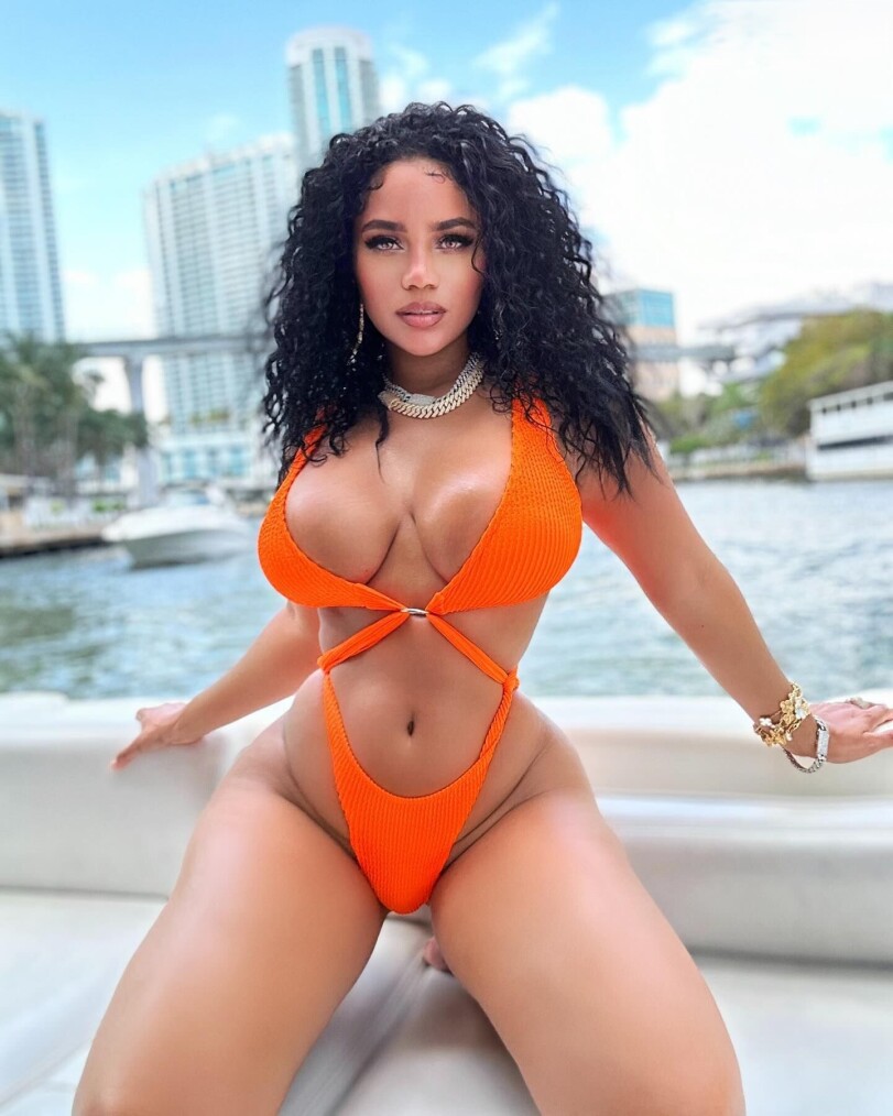 swimsuit(PR),Pleasure Room,фэндомы,Cristina Rodriguez,makeawishstar,Fully girl(PR),thicc,thick thighs,makeawishstar,Cristina Rodriguez,бёдра,латино,swimsuit(PR),,fandoms,Cristina Rodriguez,Fully girl(PR),thicc,makeawishstar,hips